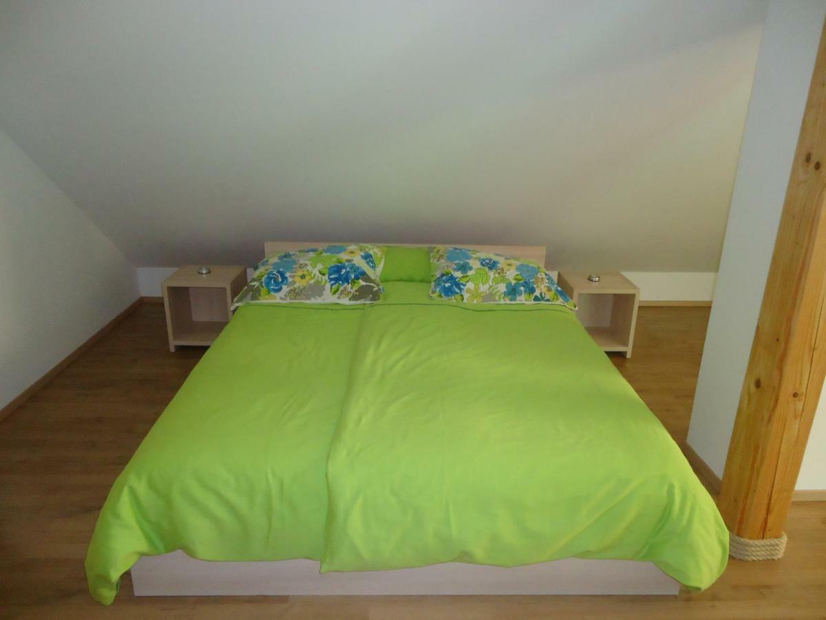 Holiday Home Neokrnjena Narava Sevnica Ngoại thất bức ảnh
